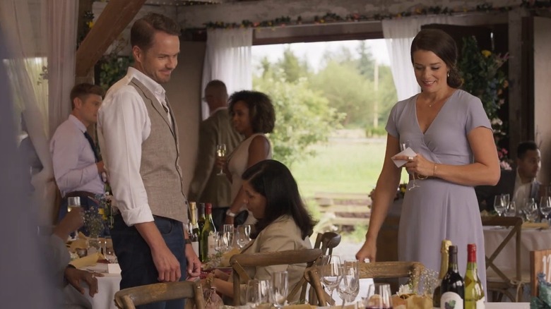 Kimberley Sustad and Paul Campbell in "Wedding Every Weekend"