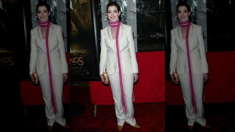Anne Hathaway posing