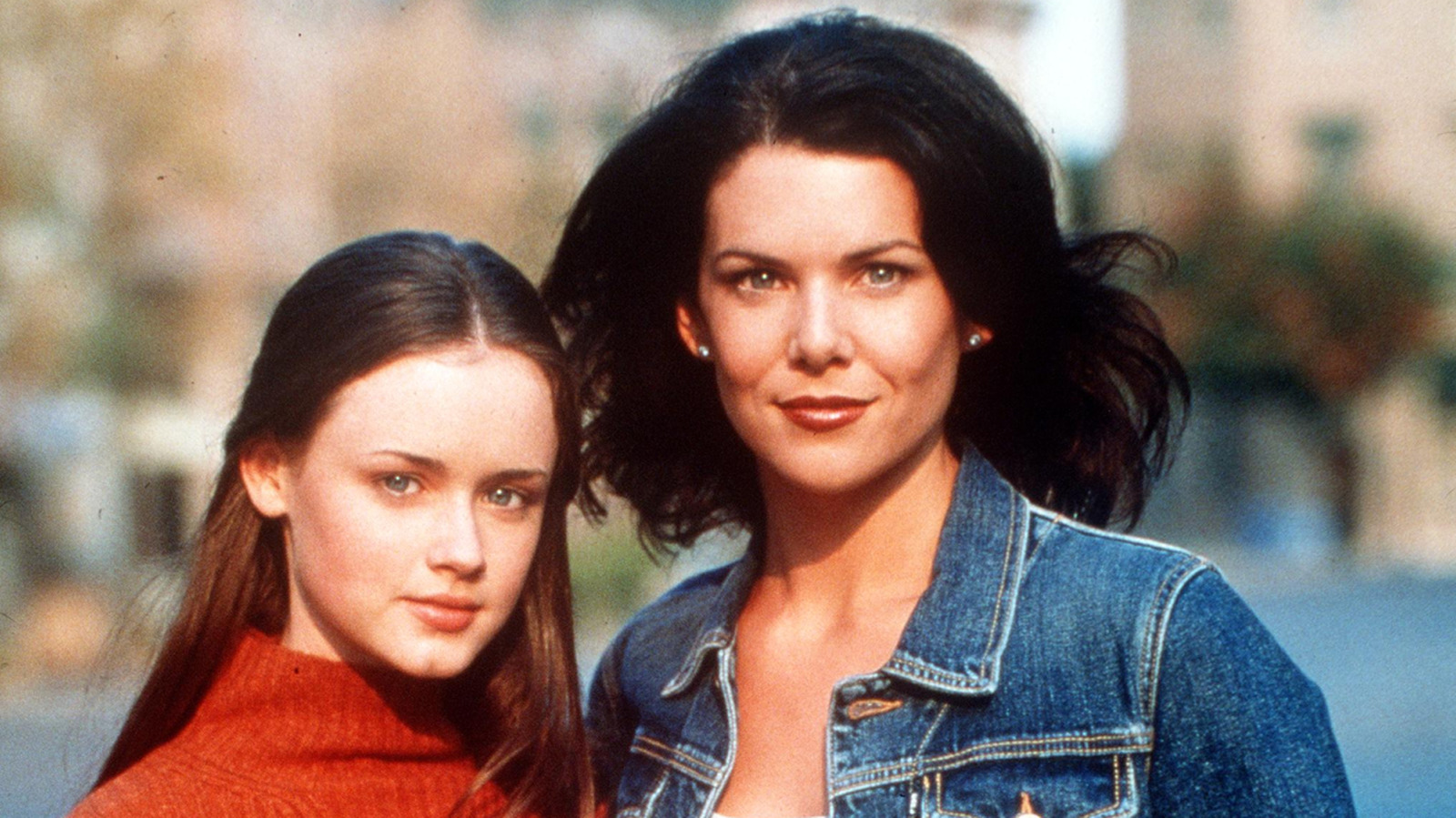 10 TV Shows To Watch If You Love A Gilmore Girls Fall Rewatch