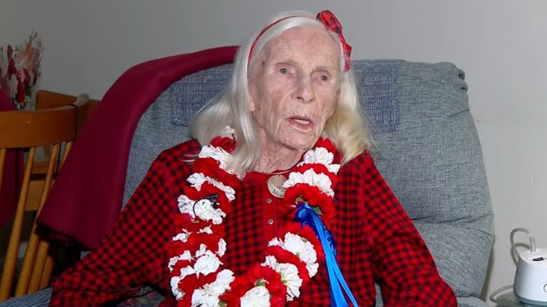 104-year-old Dorothy Stewart sitting in a recliner.