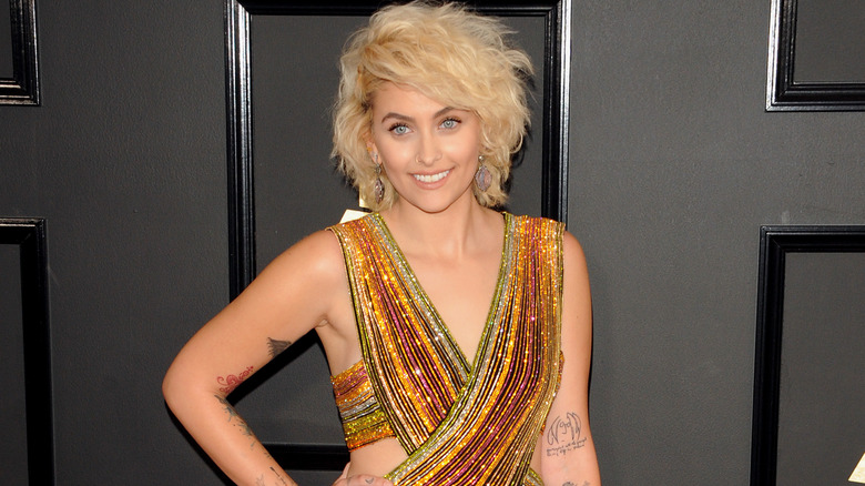 Paris Jackson smiling at the Grammy's in 2017