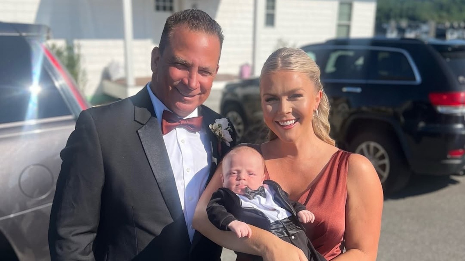 <a href="https://www.thelist.com/1775159/red-flags-karoline-leavitt-nicholas-riccio-marriage/" target="_blank">3 Red Flags In Karoline Leavitt And Nicholas Riccio’s Marriage</a>