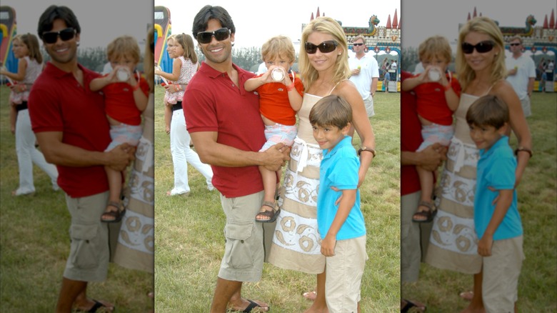 Kelly Ripa, Mark Consuelos, and their two sons in 2005