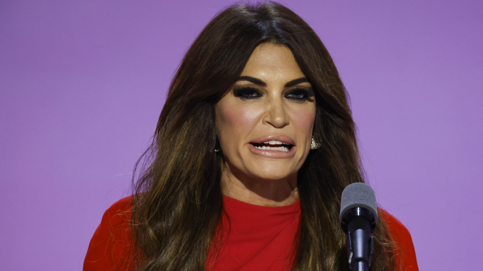 <a href="https://www.thelist.com/1783172/kimberly-guilfoyle-rumors/" target="_blank">6 Rumors About Kimberly Guilfoyle You Can’t Ignore</a>