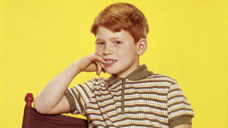 Young Ron Howard smiling