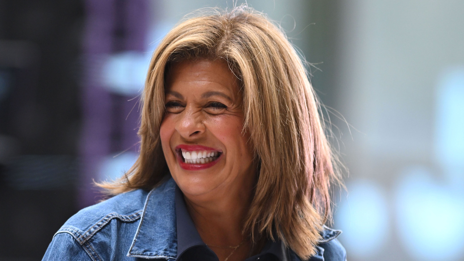 How Much Do America's Most Famous News Anchors Earn?
