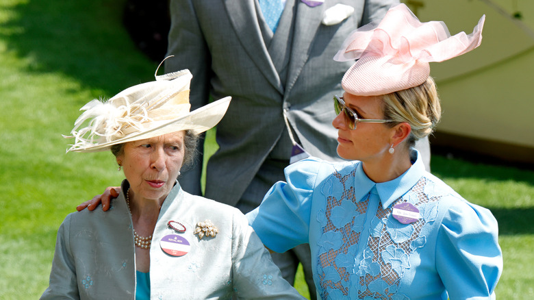 Zara Tindall embraces her mother Princess Anne, Princess Royal as they attend day one of Royal Ascot at Ascot Racecourse (2025)