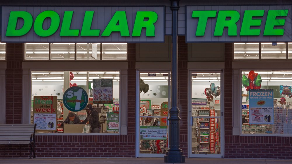 Dollar Tree dollar store