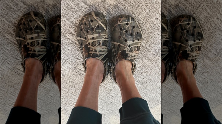 Kristi Noem wearing Crocs
