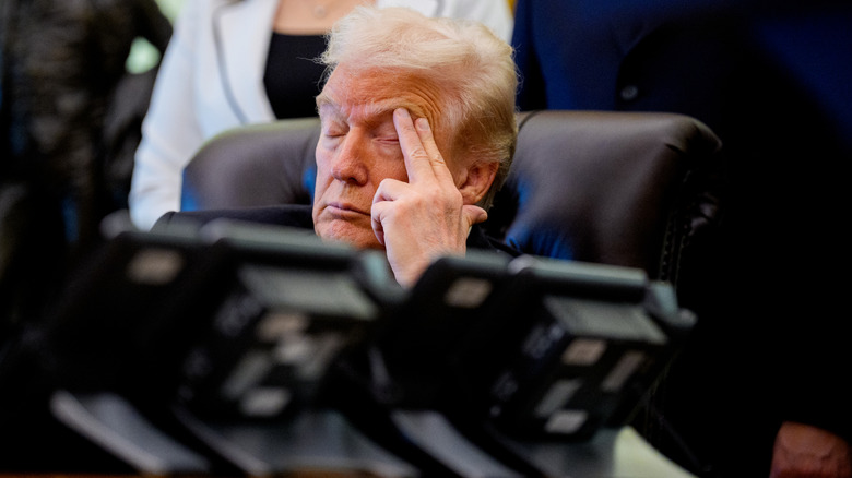 Donald Trump seemingly getting some shut-eye during an Oval Office briefing