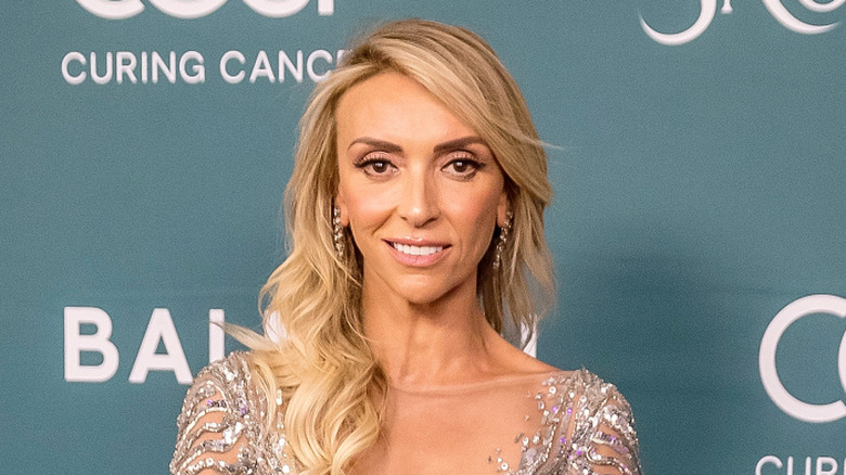 Giuliana Rancic smiling on the red carpet