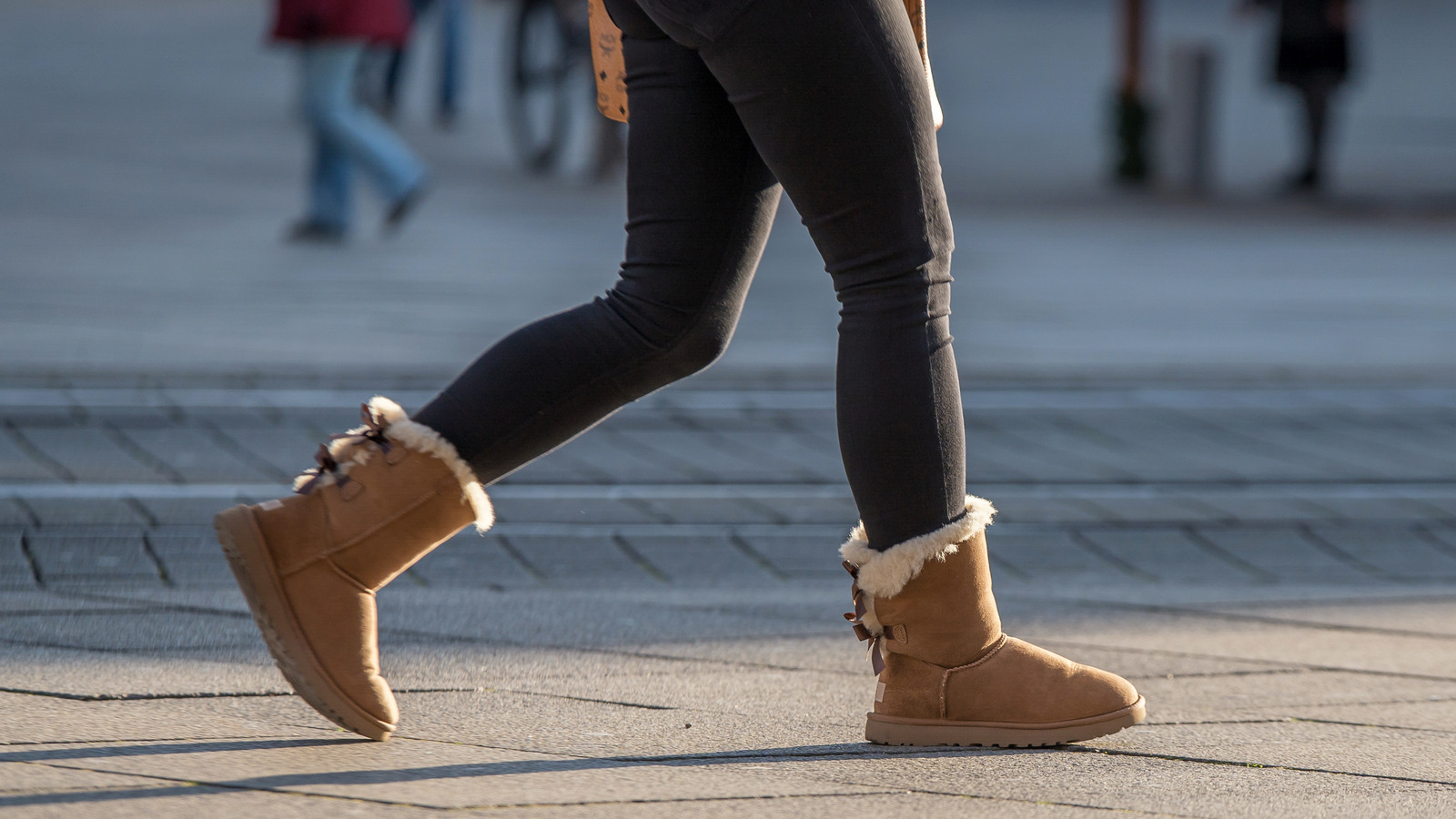 8 Trendy Ways To Style Ugg Boots In 2023