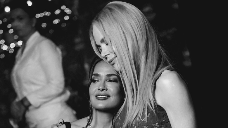 Nicole Kidman hugging Salma Hayek