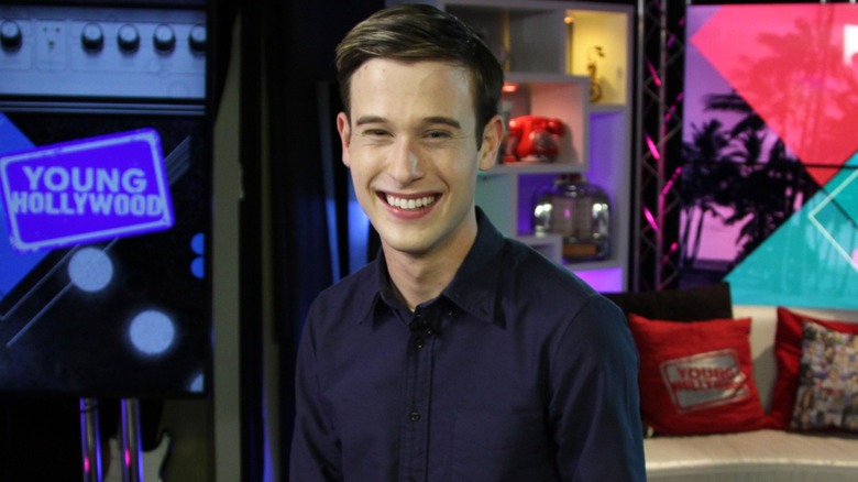 Tyler Henry photographed at the Young Hollywood Studio in 2017