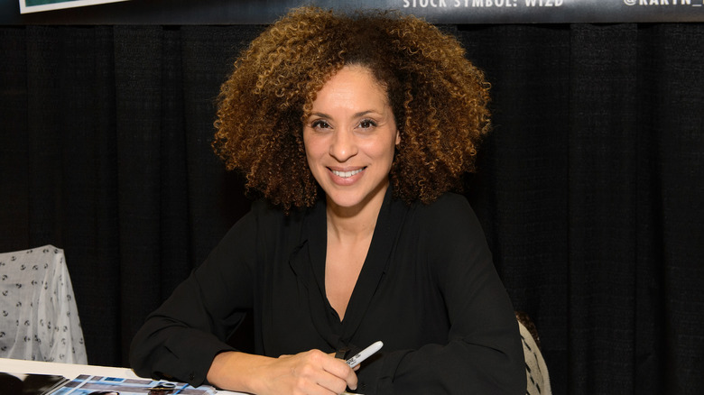 Karyn Parsons at Wizards World Comic Con Fan Fest