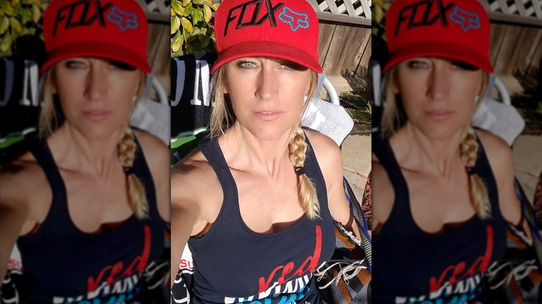 Amber Frey takes a selfie outdoors