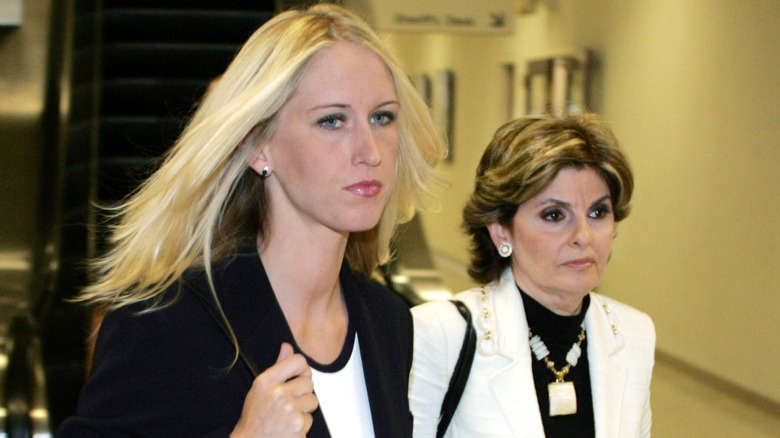 Amber Frey arrives in court with her lawyer Gloria Allred