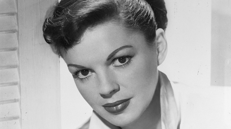 Judy Garland smiling serenely