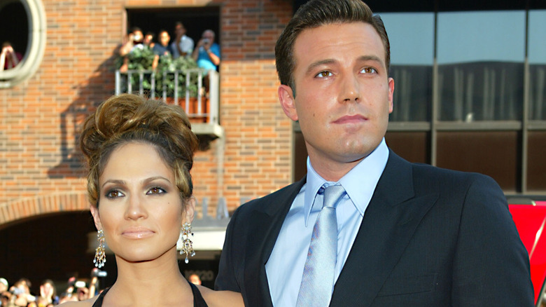 Jennifer Lopez and Ben Affleck posing