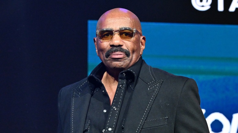 Steve Harvey in sunglasses