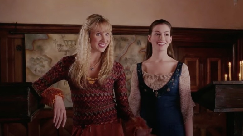 Lucy Punch and Anne Hathaway in Ella Enchanted