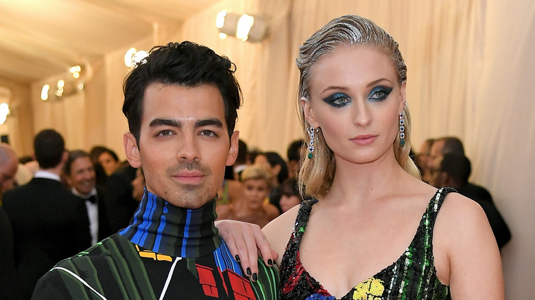 Joe Jonas and Sophie Turner posing