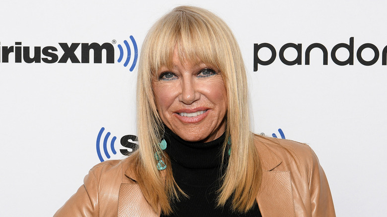 Suzanne Somers smiling