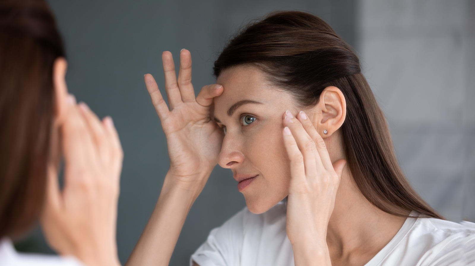 a-warming-anti-aging-brush-is-a-game-changer-for-achieving-firmer