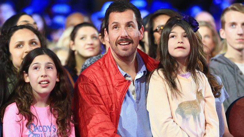 Adam, Sadie, and Sunny Sandler at the Nickelodeon Kid's Choice Awards in 2016