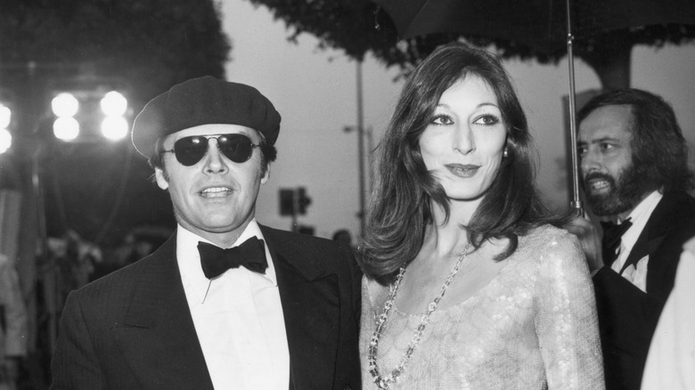 1970s black and white photo of Jack Nicholson and Angelica Huston