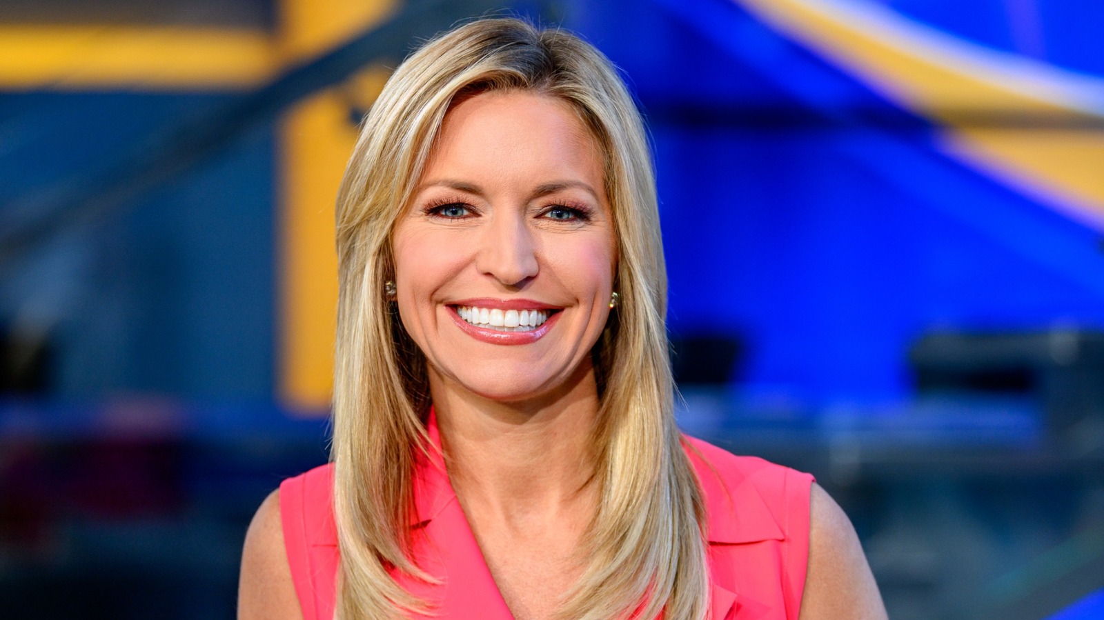 Ainsley Earhardt Lives A Lavish Lifestyle