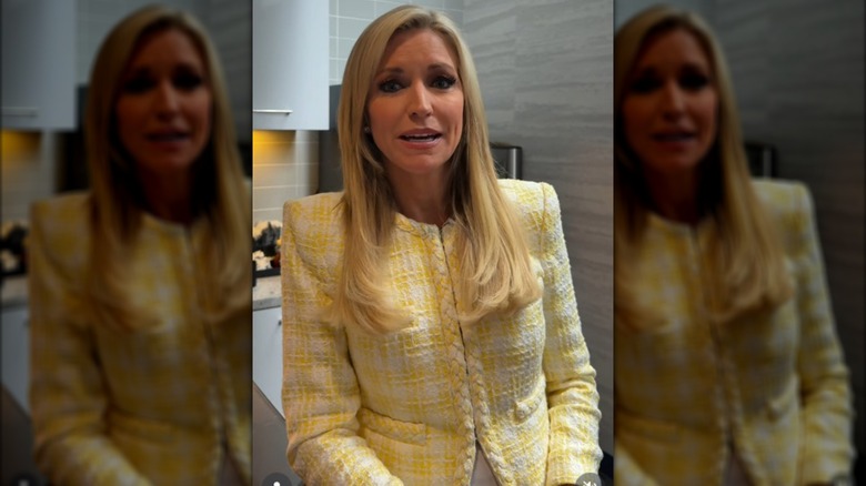 Ainsley Earhardt talking