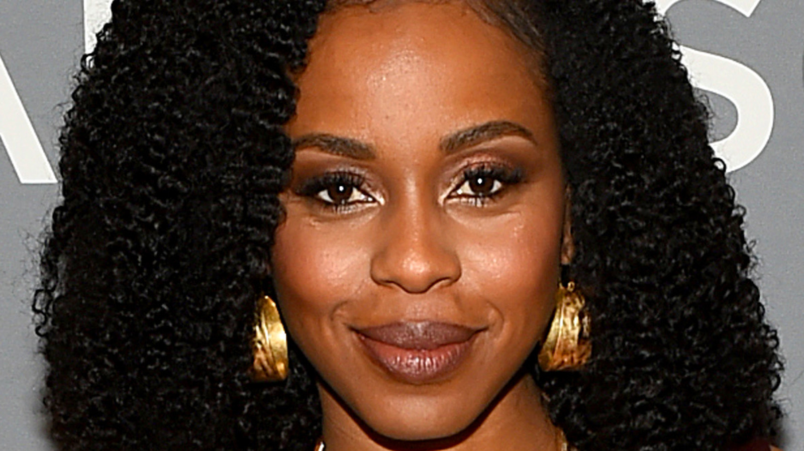 Ainsley Seiger Reveals What It's Like To Work With Danielle Mone Truitt
