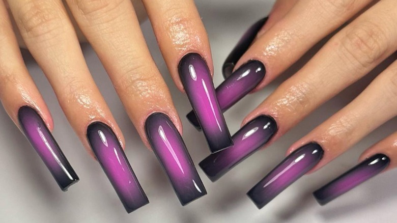 Airbrush Nails Are Making A Comeback For Summer Manicures
