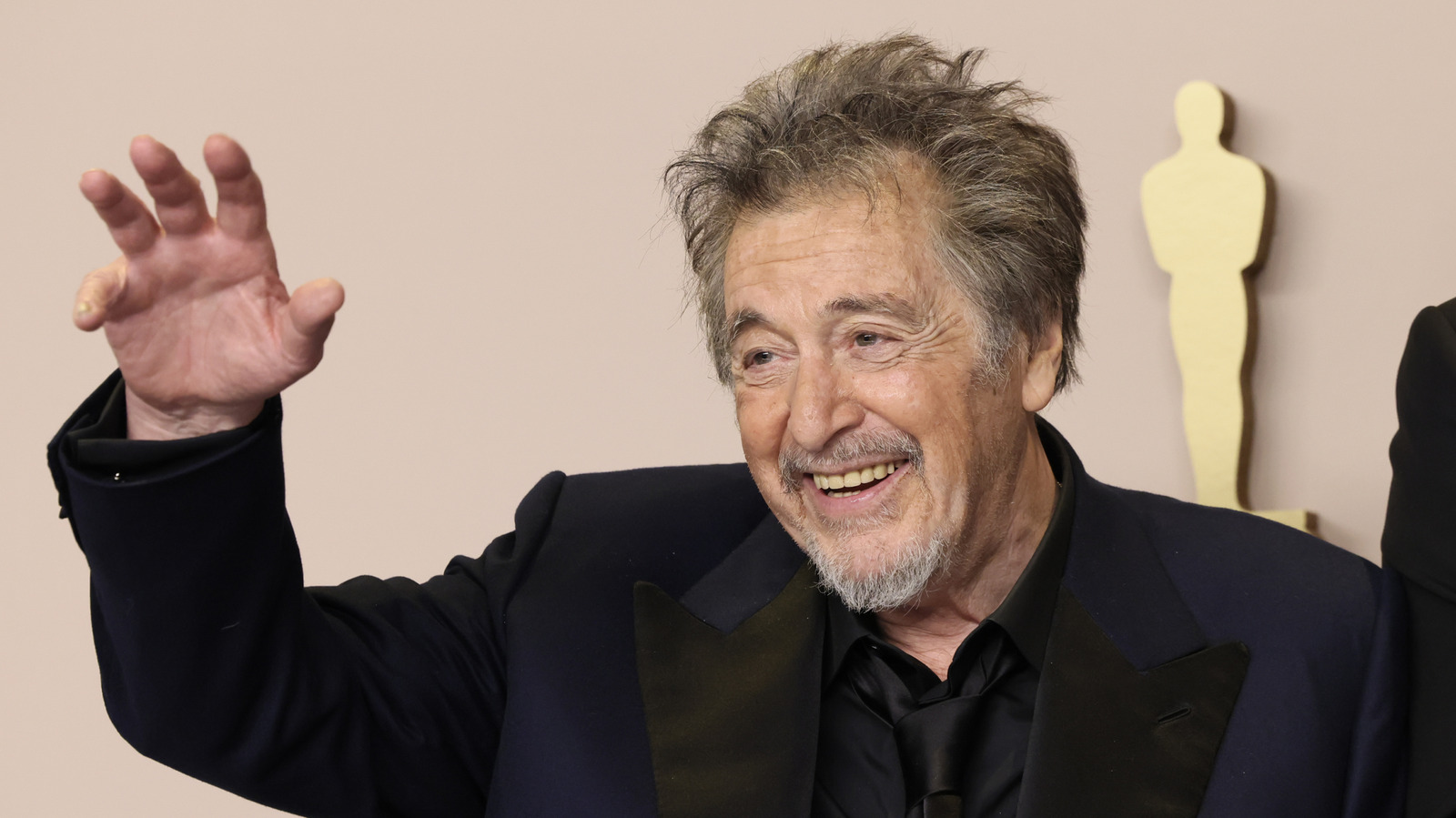 <a href="https://www.thelist.com/1735646/al-pacino-scariest-fan-interaction/" target="_blank">Al Pacino’s Scariest Fan Interaction</a>
