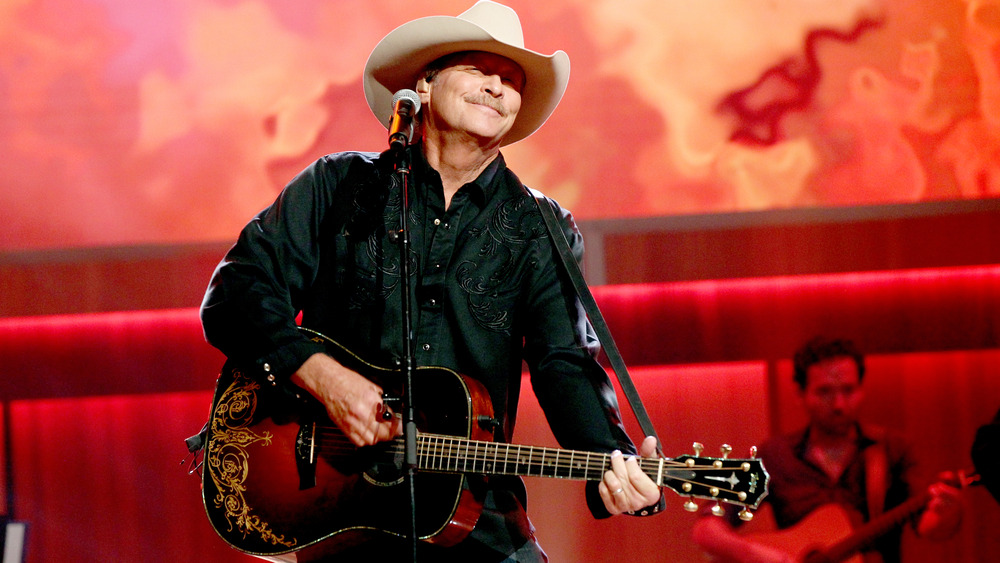 Alan Jackson: Biography, Country Music Singer, Songwriter