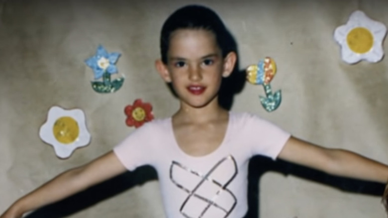 Alessandra Ambrosio dancing as a kid 