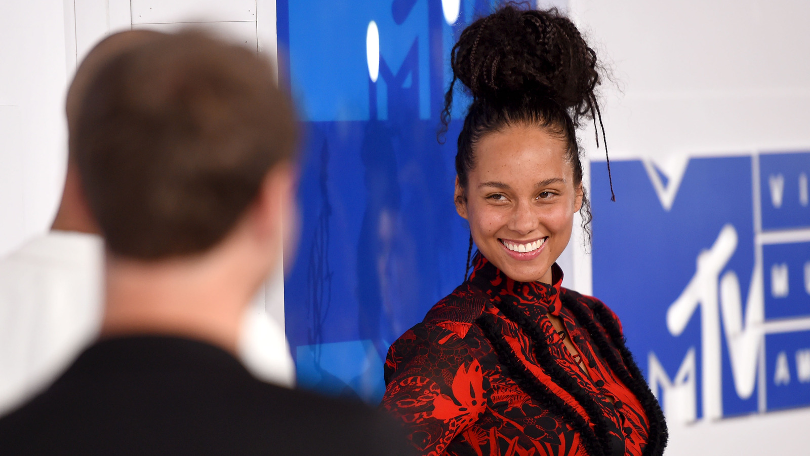 Alicia Keys' No Makeup Controversy Caused Problems On 'The Voice'