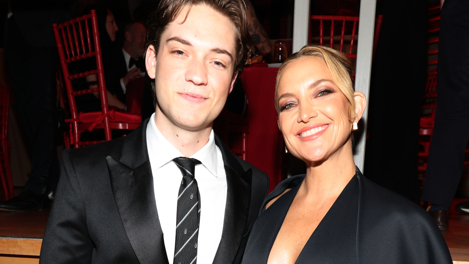 <a href="https://www.thelist.com/2179519/kate-hudson-son-ryder-college-graduation-nails-proud-mama-experience/" target="_blank">All In The Family: Kate Hudson’s Graduation Celebration For Son Nails The Proud Mama Experience</a>