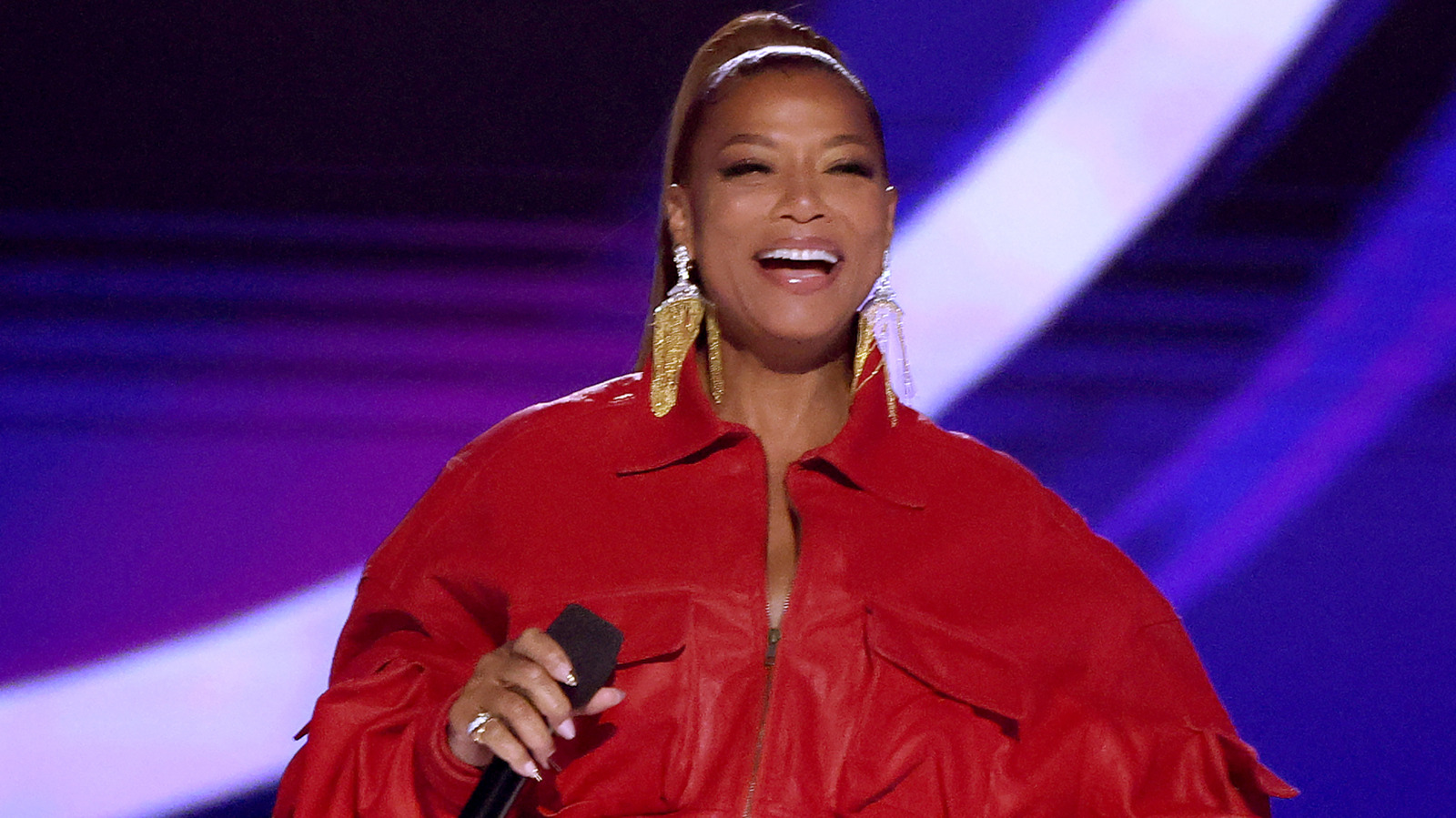 <a href="https://www.thelist.com/2183909/queen-latifah-son-rebel-red-carpet-debut-amas-2026/" target="_blank">All In The Family: Queen Latifah’s Son Makes An Adorable Red Carpet Debut</a>