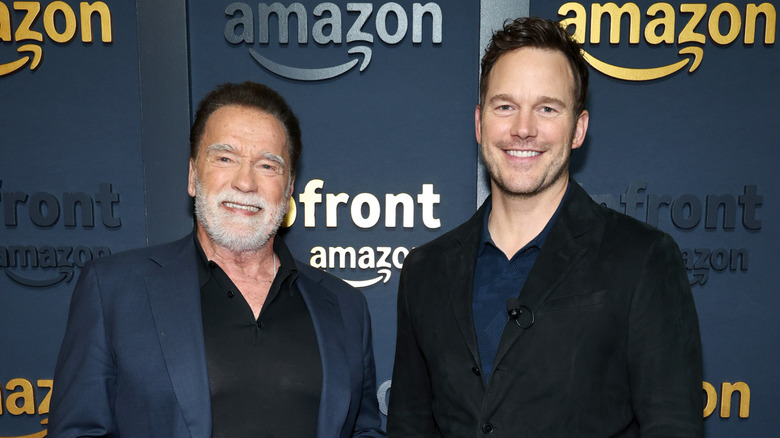Arnold Schwarzenegger and Chris Pratt posing together