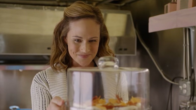 Nikki DeLoach in "Truly, Madly, Sweetly"