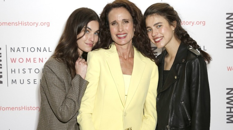 Rainey Qualley, Andie MacDowell, and Margaret Qualley posing