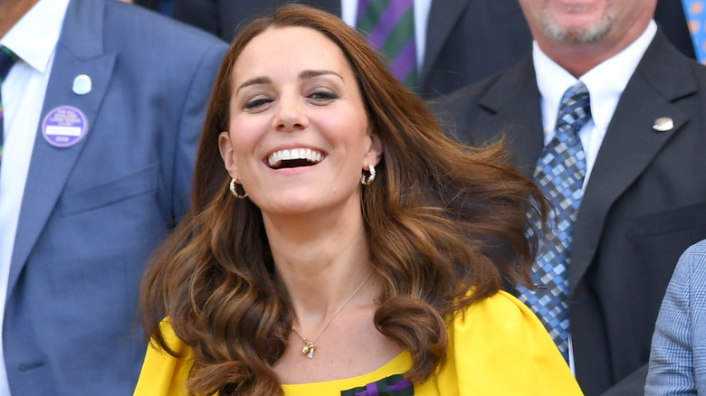 Kate Middleton wearing the Asprey London oak leaf earrings at Wimbledon 2018.