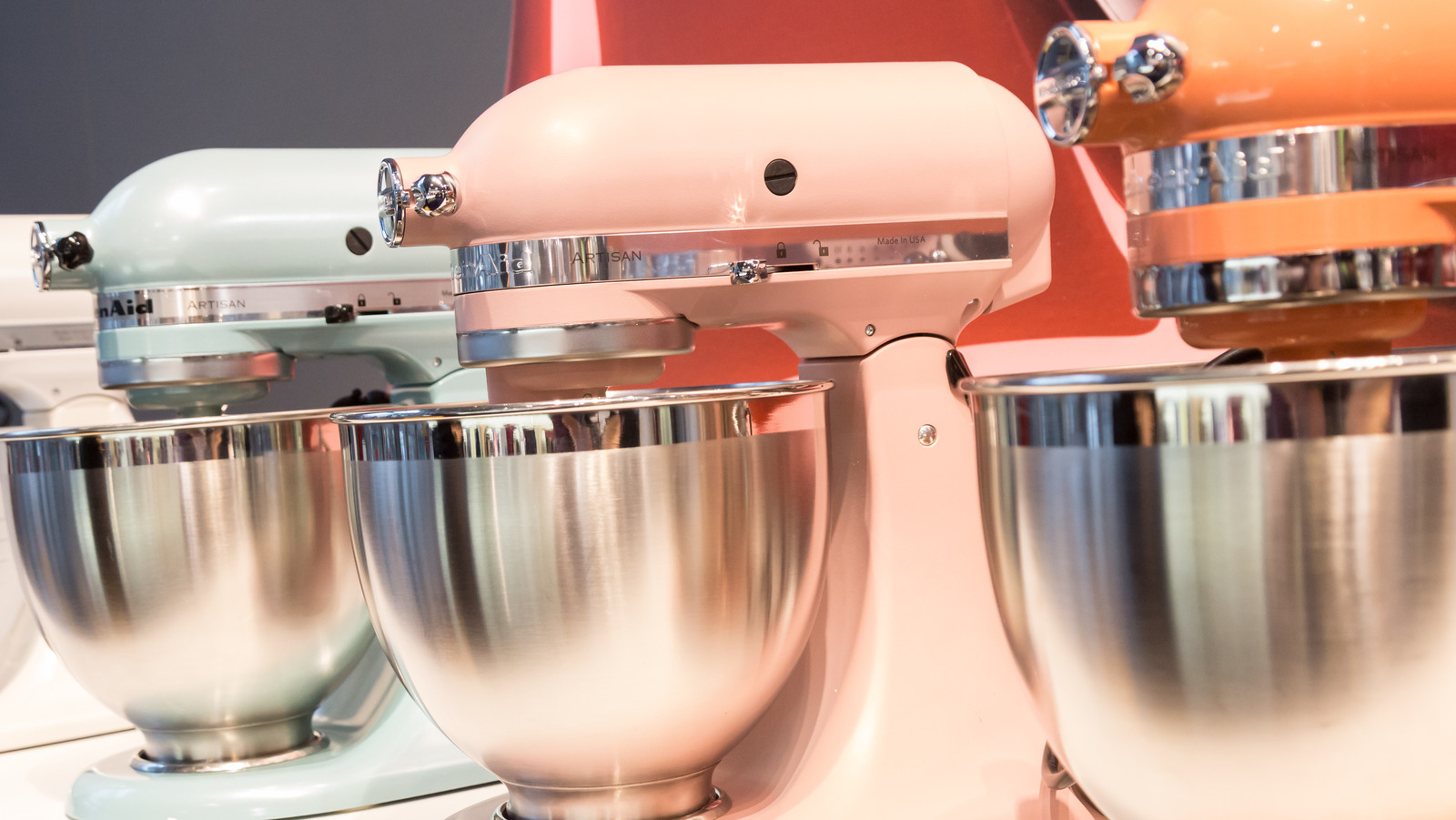 https://www.thelist.com/img/gallery/alternatives-to-try-if-you-cant-afford-a-kitchenaid-mixer/l-intro-1620940318.jpg