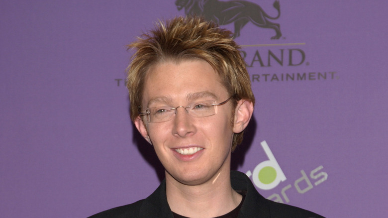 Clay Aiken smiling