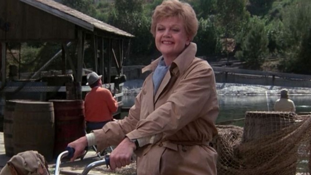 Angela Lansbury's Stunning Net Worth Revealed