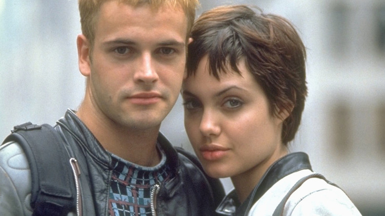 Jonny Lee Miller and Angelina Jolie in character in the 1995 film 'Hackers'