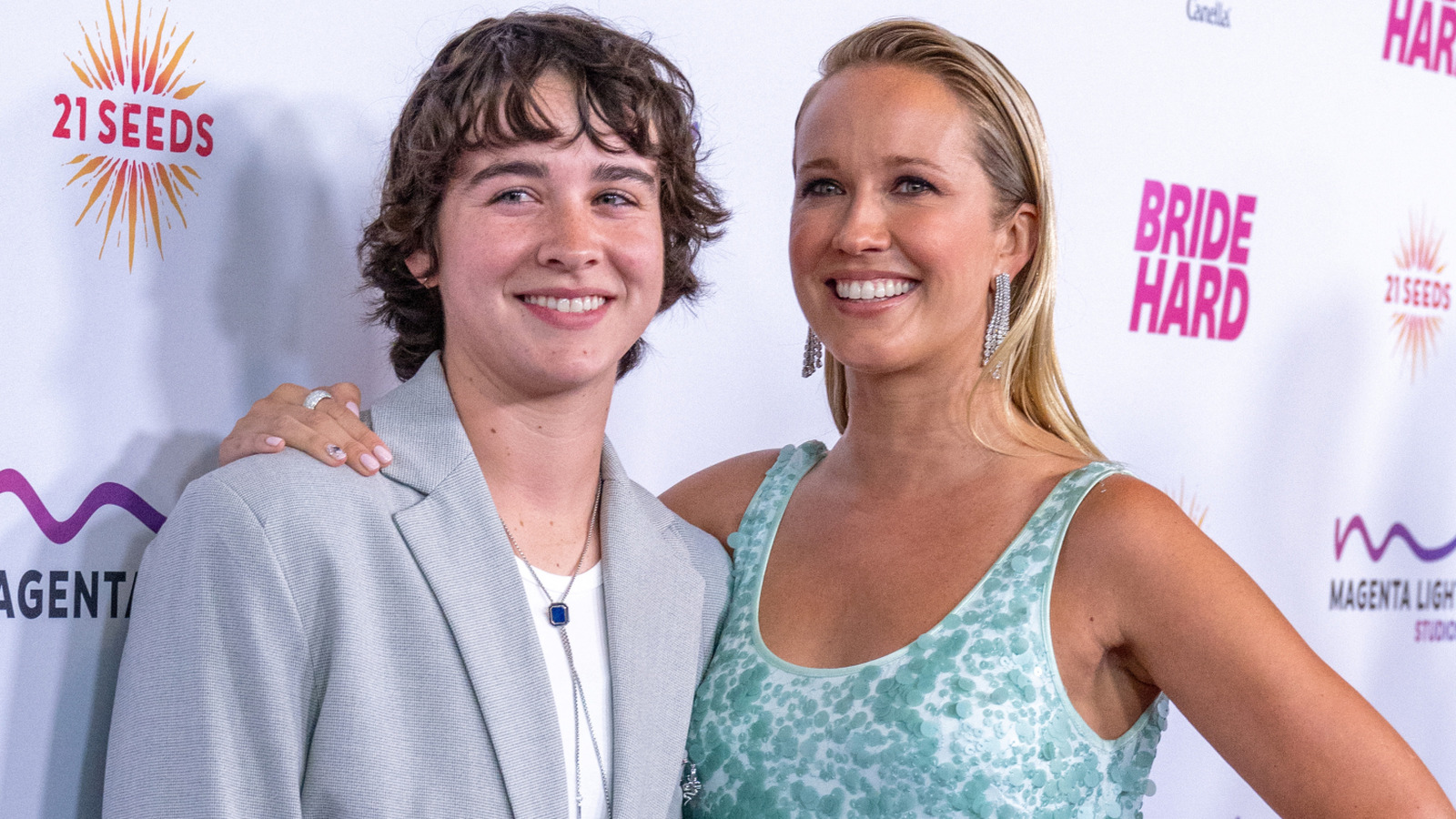 <a href="https://www.thelist.com/1895683/anna-camp-girlfriend-jad-whipkey-age-gap/" target="_blank">Anna Camp And Girlfriend Jade Whipkey Have An Even Bigger Age Gap Than We Thought</a>