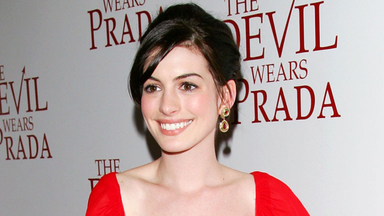 Anne Hathaway at the 2006 Devil Wears Prada premiere